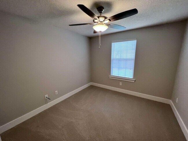 Building Photo - 8311 Hunters Ridge Trail