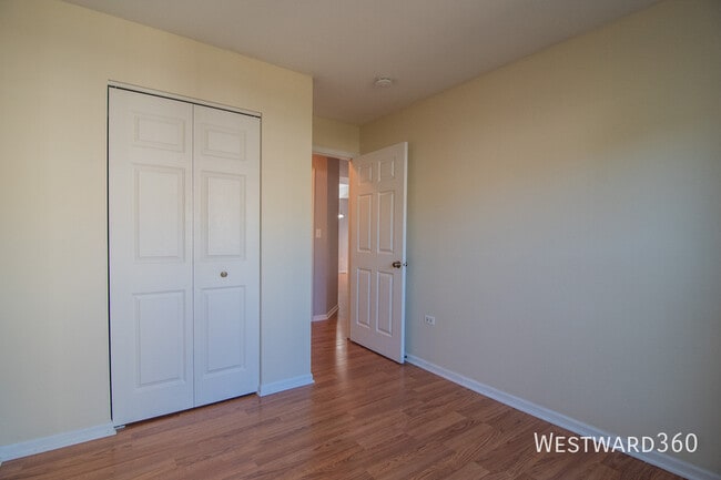 Building Photo - 2835 Rutland Cir