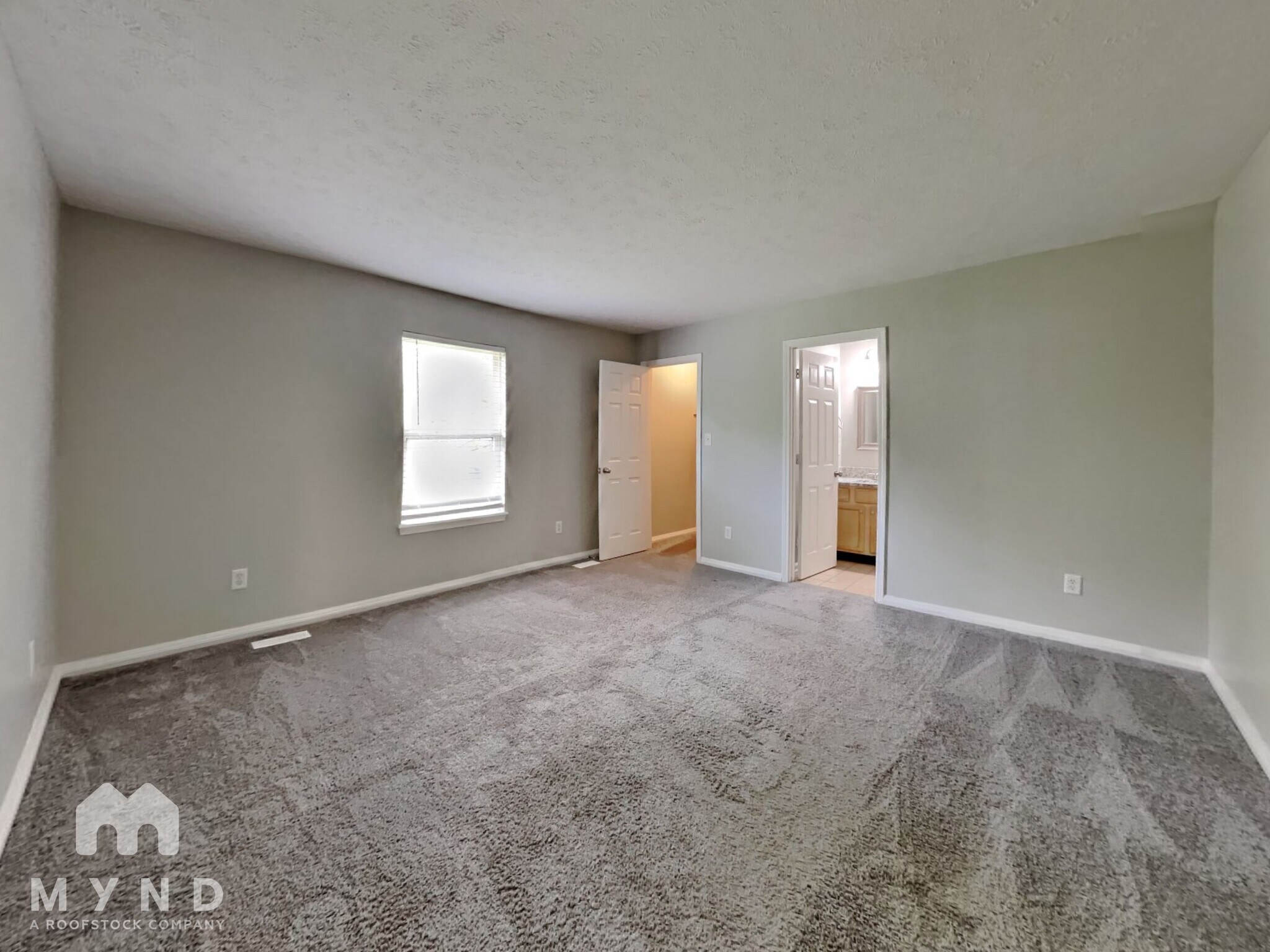 Building Photo - 6627 Lost Tree Ct