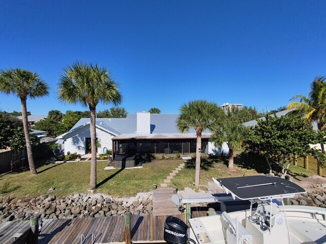 Building Photo - 929 Jackson Way