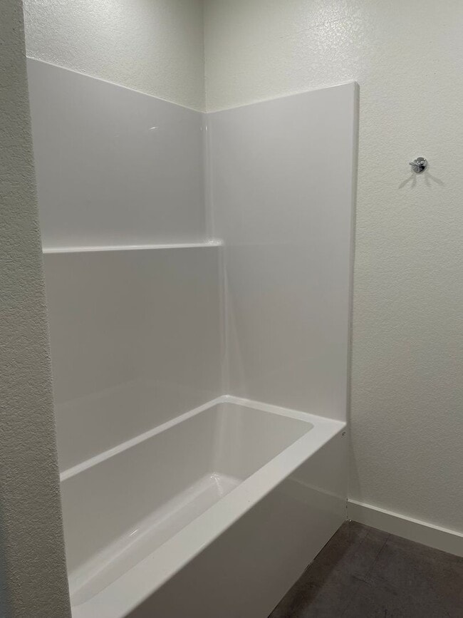 Building Photo - Brand new 2 bedroom 1.5 bath home