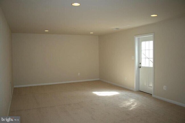 Building Photo - 617 Highland Farms Cir