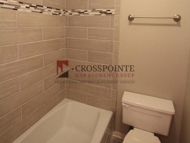 Building Photo - Charming 3 Bedroom in Whitehouse!