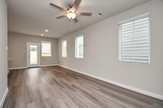 Building Photo - 8408 Rising Stream Dr