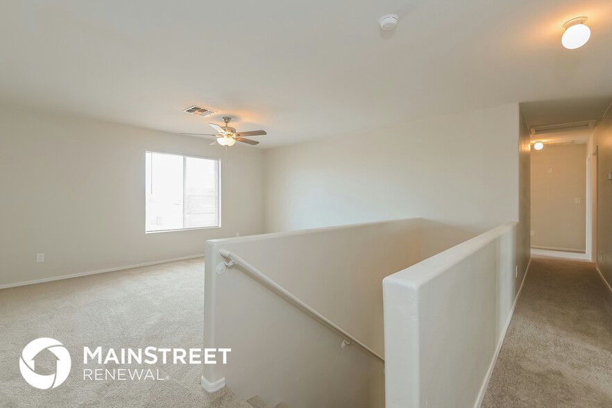 Building Photo - 5090 E Butterweed Dr
