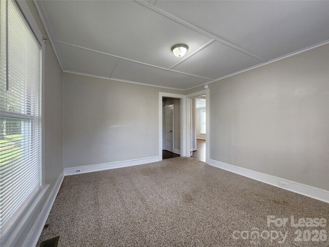 Building Photo - 317 Westview St