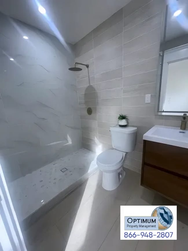 Building Photo - Fully Remodeled 2 Bed / 2 Bath Spanish Revival Bungalow – Historic N.W. Ontario