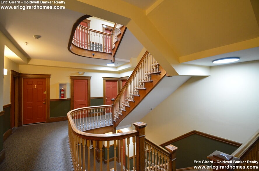 Building Photo - 39 Hemenway St