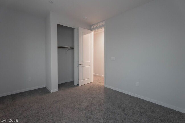 Building Photo - 11620 Desert Hollow Avenue
