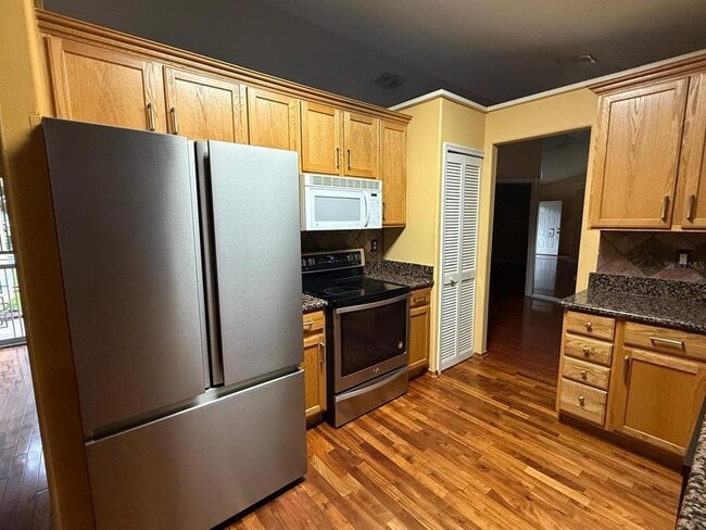 Building Photo - 2430 Coco Bay Cir