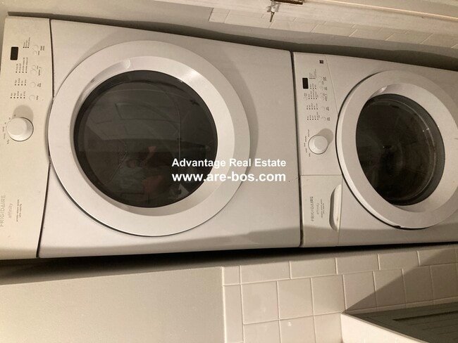 Building Photo - 37 Sheafe St