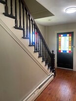 Front entrance - 32 Gage St