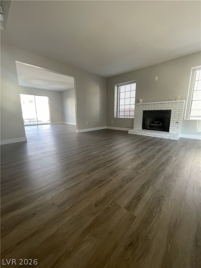 Building Photo - 2840 Belleza Ln