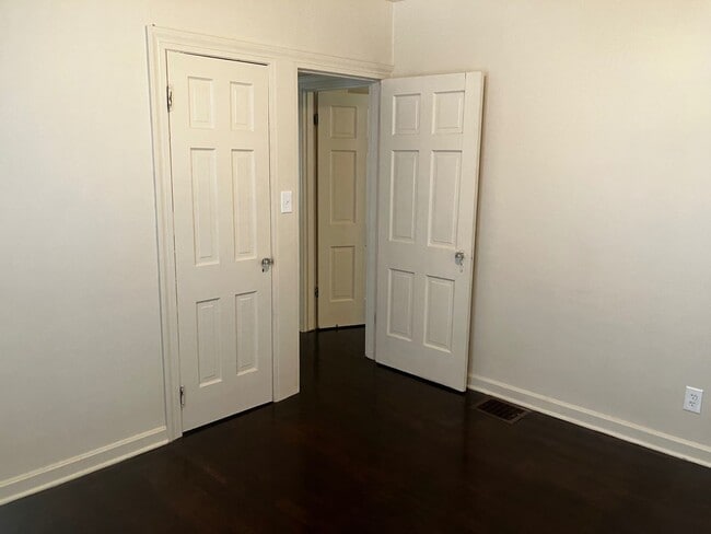 Building Photo - Charming 3-Bedroom Home with Unique Detail...