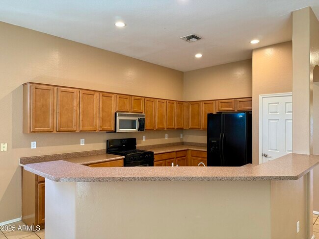 Building Photo - 4601 W Moss Springs Rd
