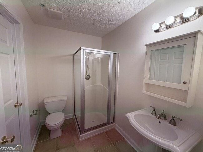 Building Photo - 1417 Keys Crossing Dr NE