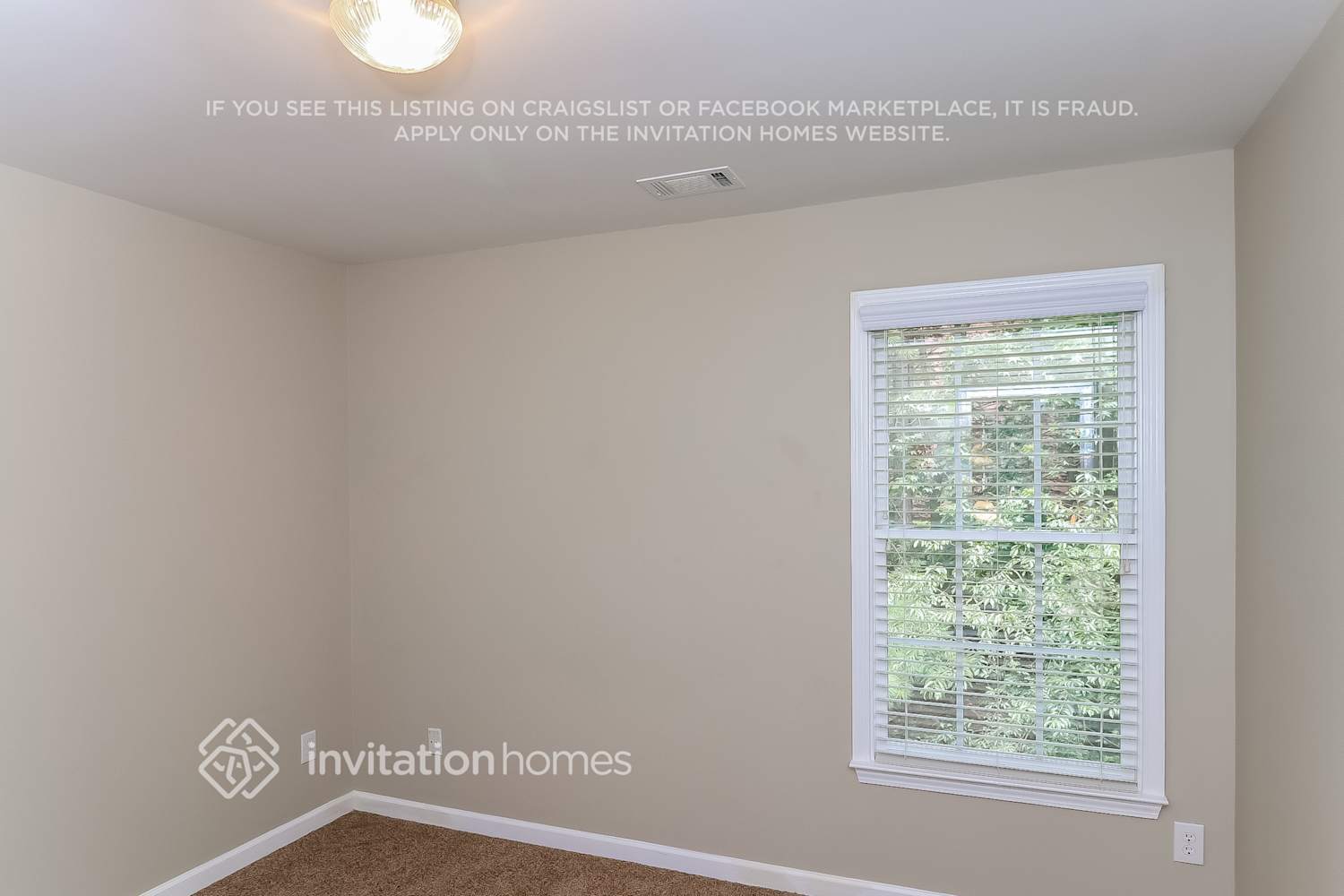 Building Photo - 9640 Eagles Landing Dr