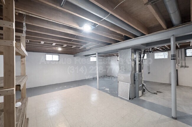 Building Photo - 1715 Dover Trace Dr