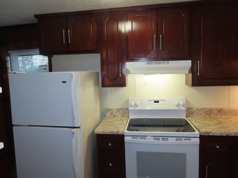 Building Photo - 15091 Fort Campbell Blvd