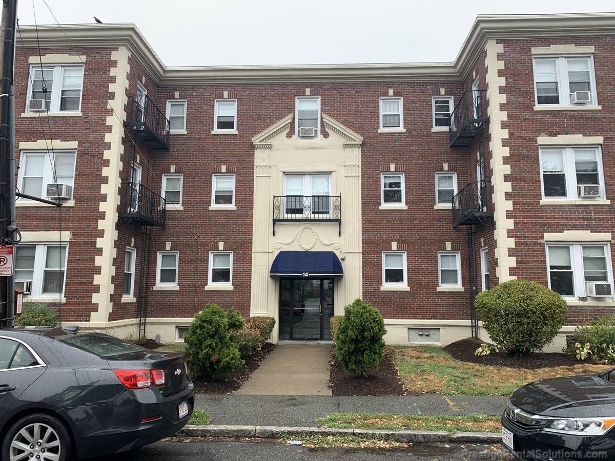 Building Photo - 30 Russell St