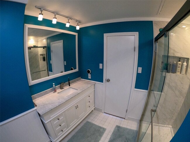 Building Photo - 793 Davis Rd