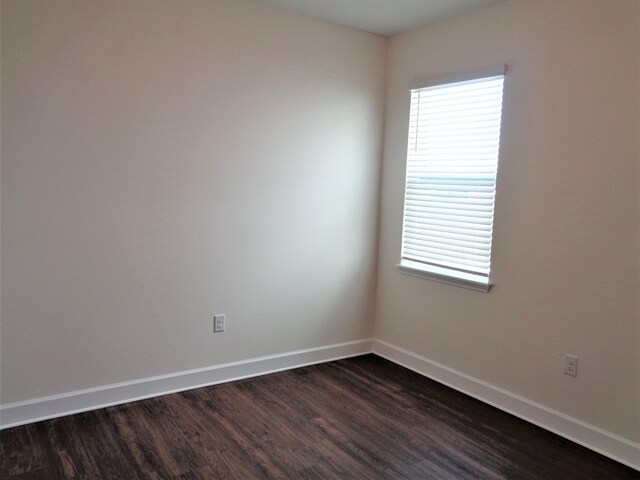 Building Photo - 4824 Reisswood Loop