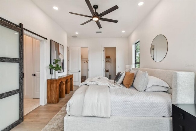 Building Photo - 4717 W Oklahoma Ave