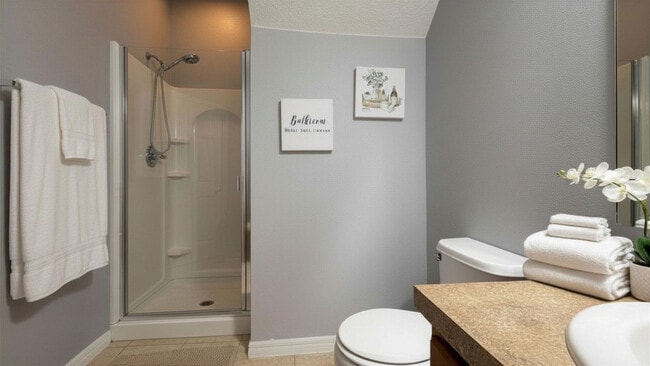 Building Photo - 3087 Seaview Castle Dr