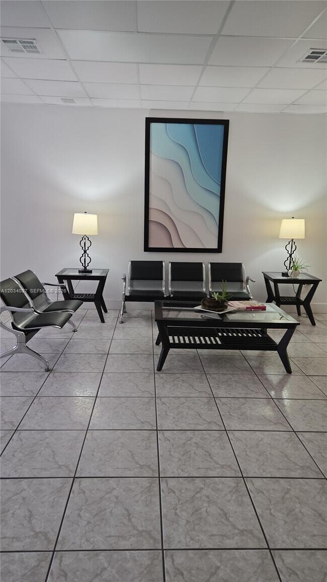 Building Photo - 9124 Collins Ave
