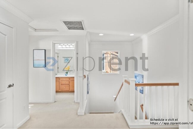 Building Photo - 28530 Gulfport Cir