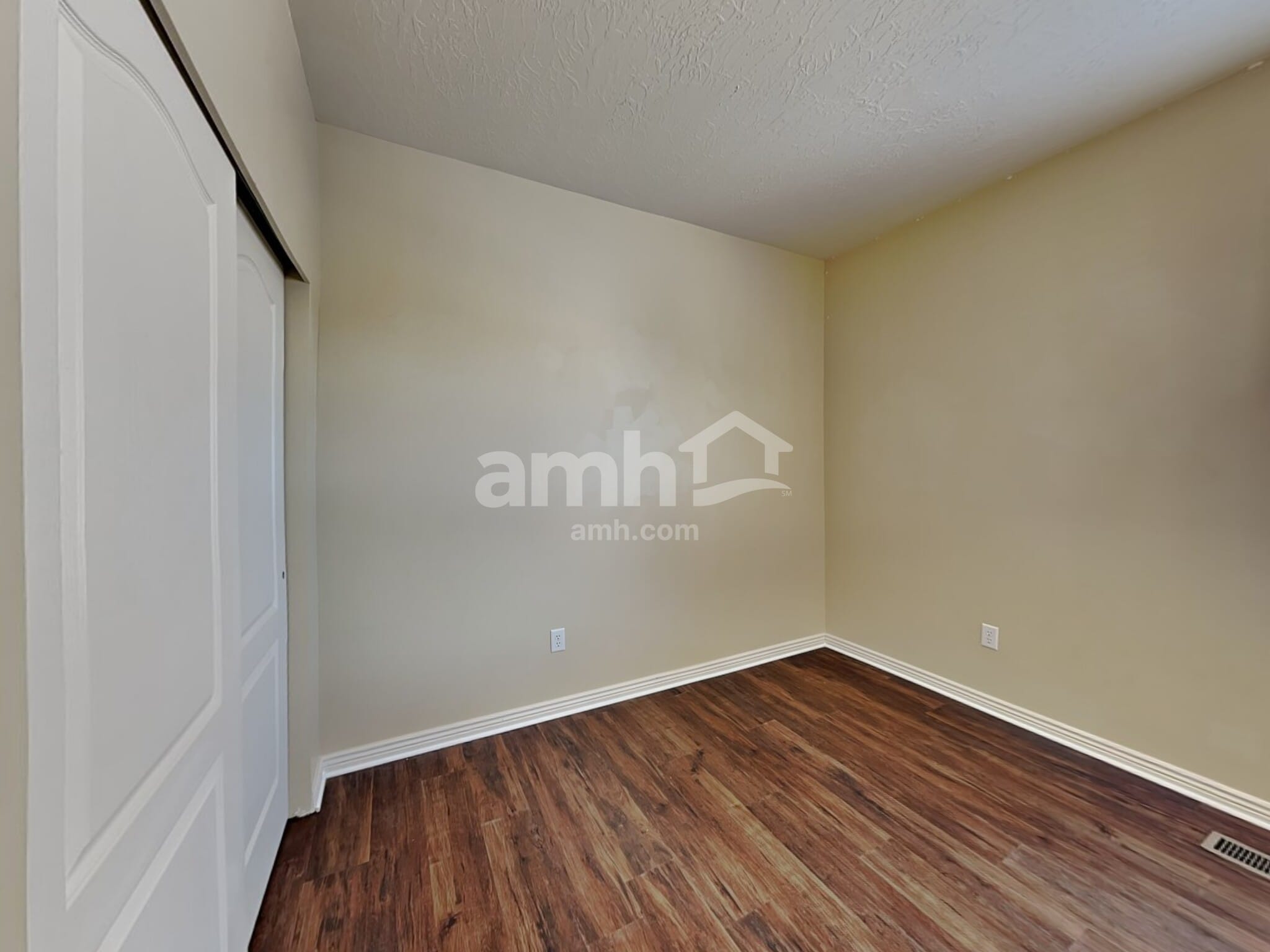 Building Photo - 12563 S Stonebridge Cir