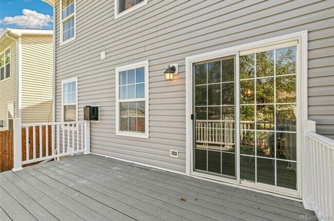 Building Photo - Charming 3BR Townhome in Englewood