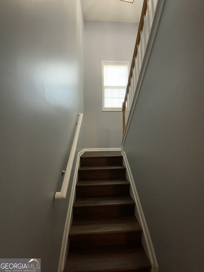 Building Photo - 69 Jameston Dr