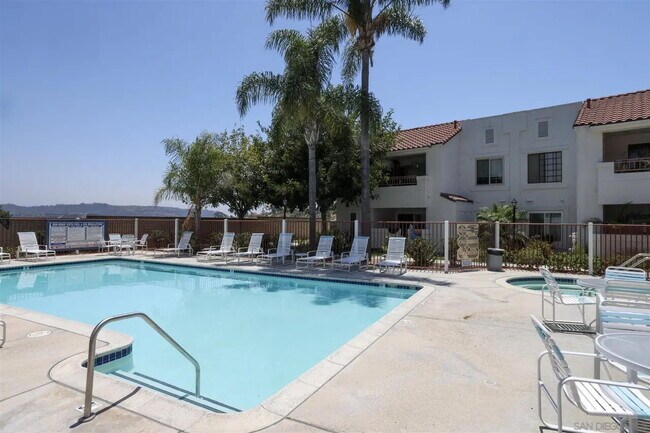 Building Photo - Inviting Rancho Peñasquitos Condo with Poo...