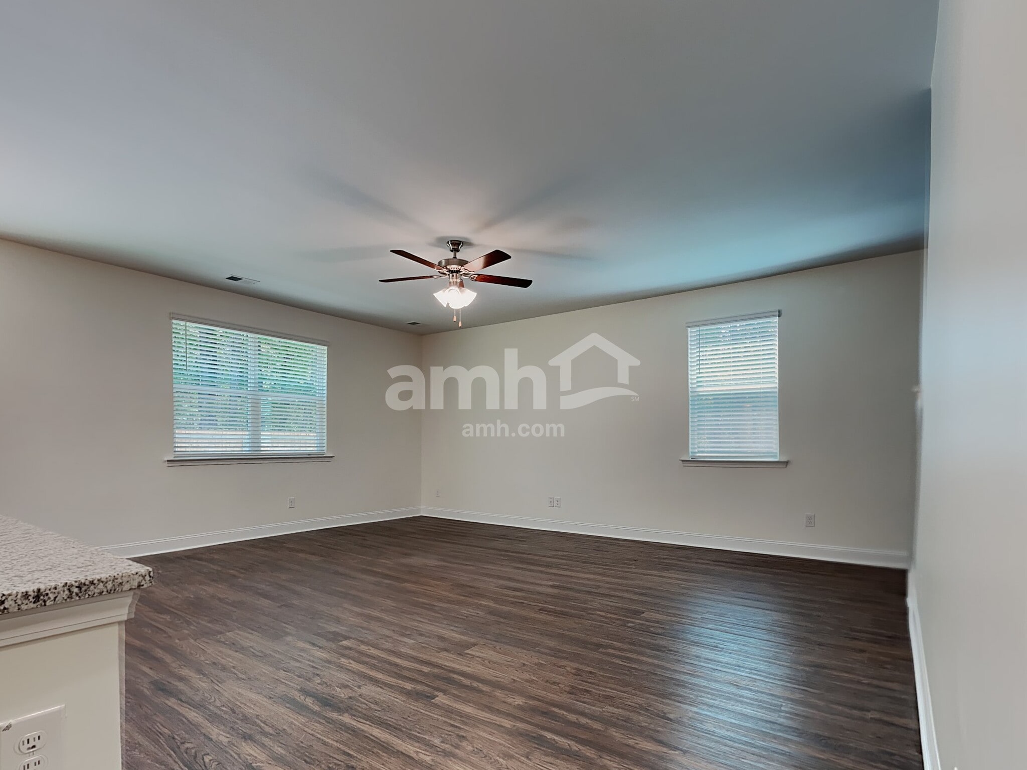 Building Photo - 1843 Produce Ln