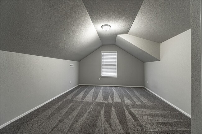 Building Photo - 6605 SW Warrington Rd