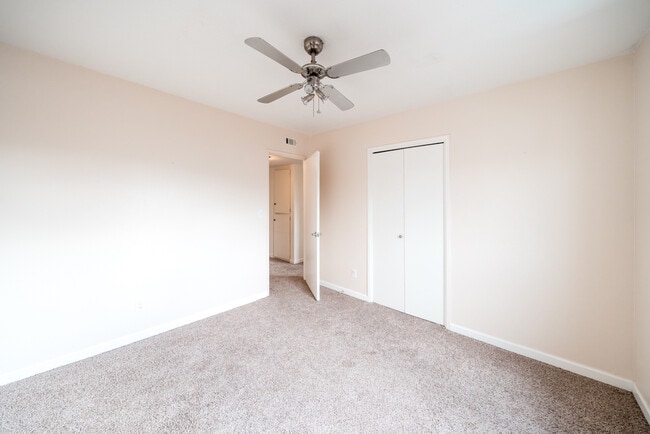 Building Photo - 5397 Balboa Ave