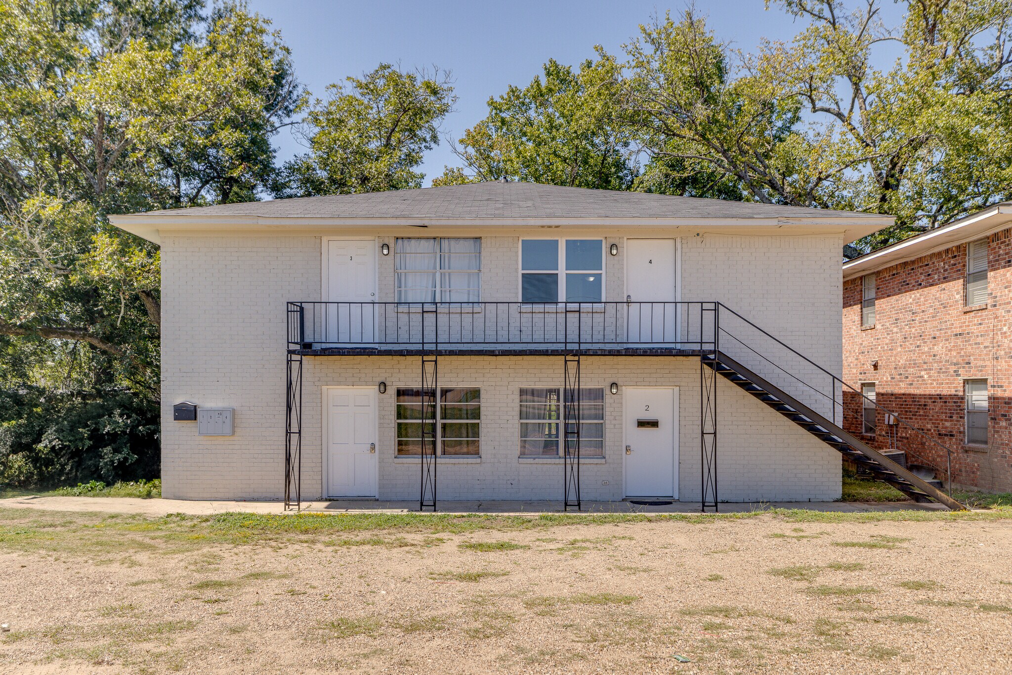 Building Photo - 129 Ridgedale Dr