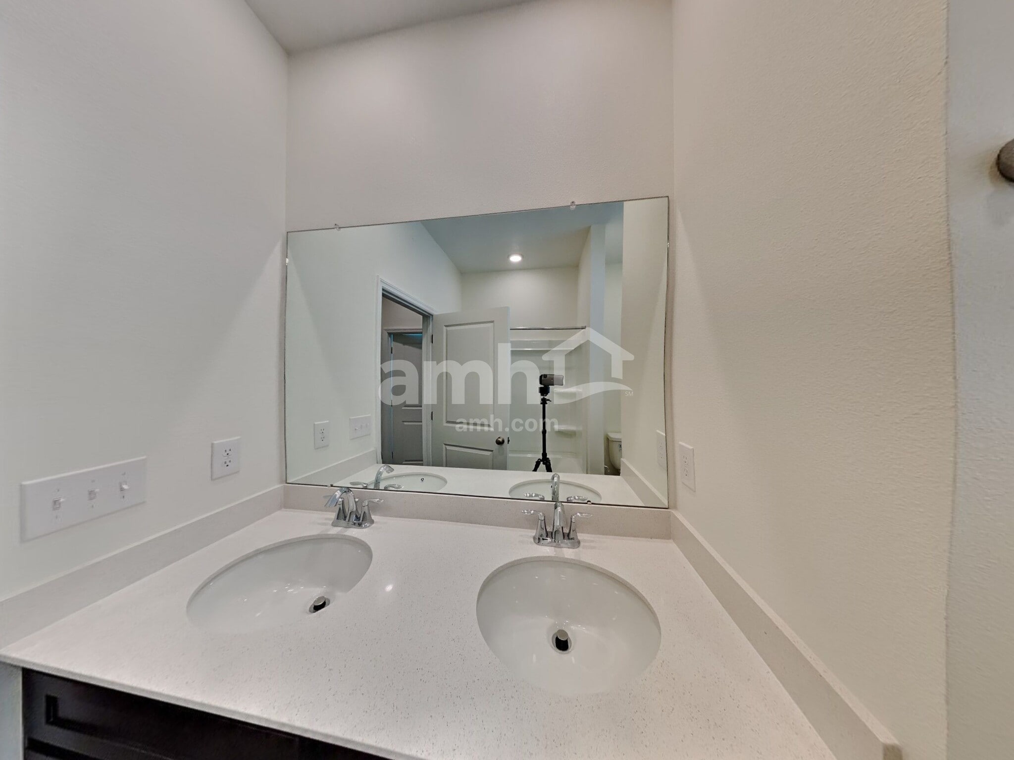 Building Photo - 6245 Emerald Hls Wy