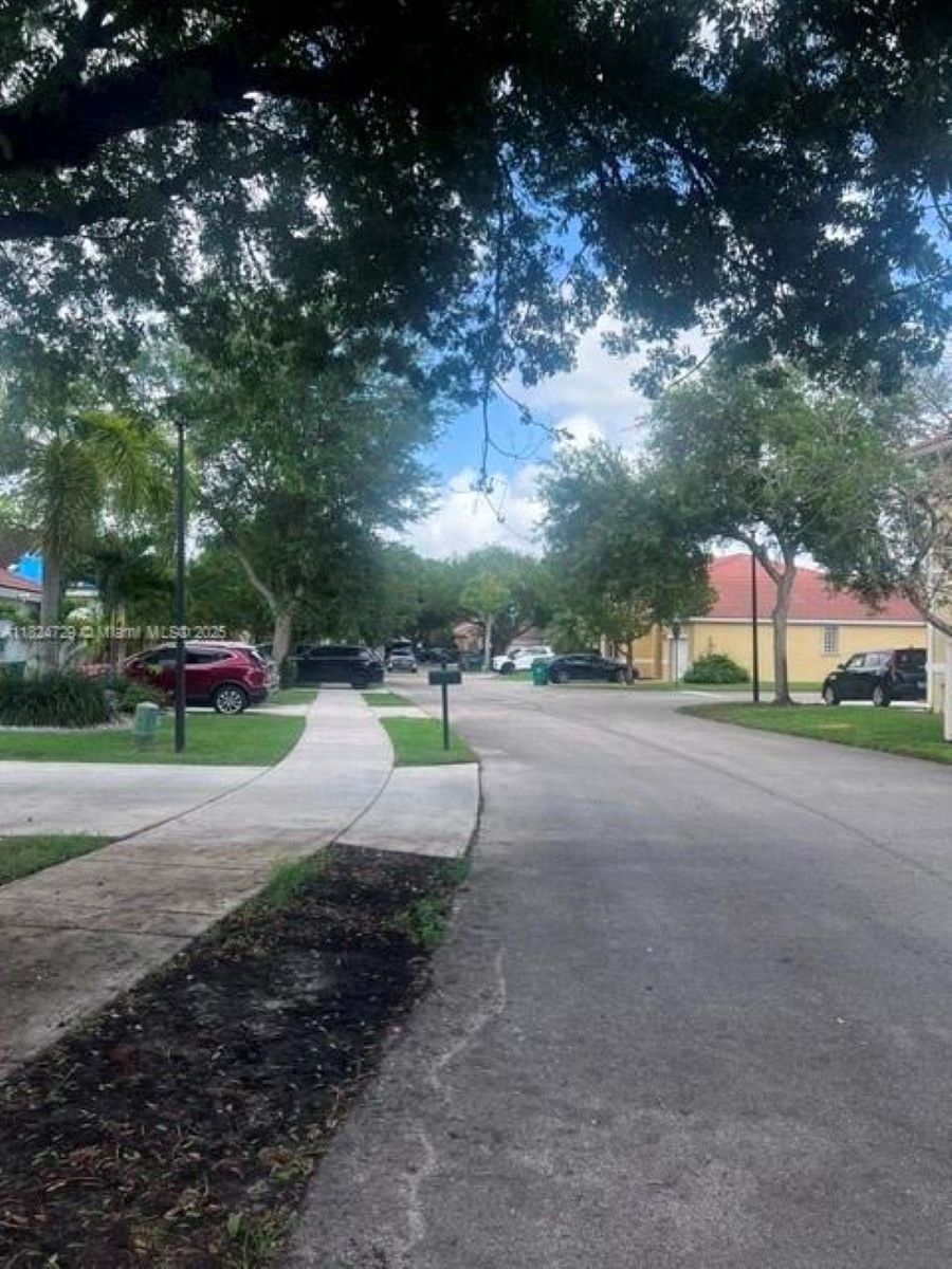 Building Photo - 14909 SW 50th Ct