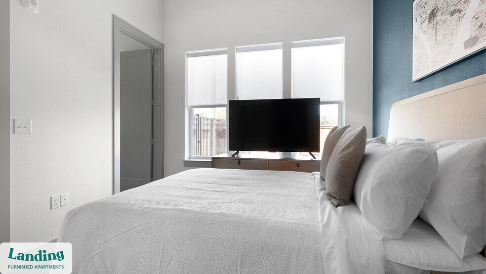 Building Photo - 3706 Goodwin Ave