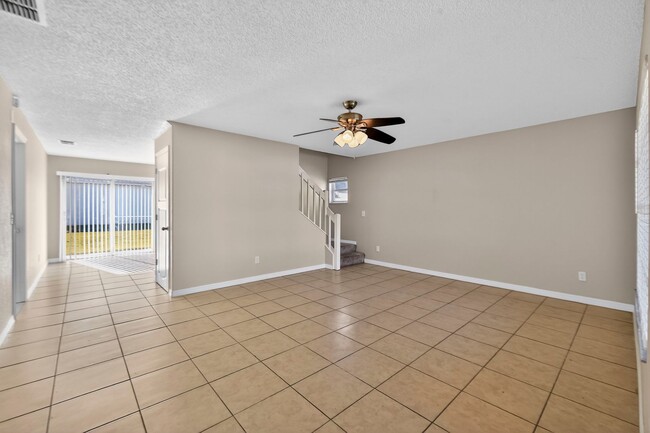 Building Photo - MUST SEE!! Huge 4 Bedroom / 2 Bath Single Family Home For Rent - SECTION EIGHT ACCEPTED