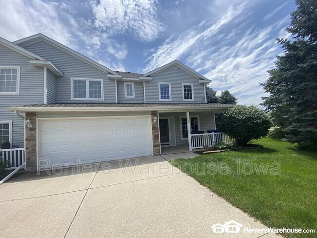 Building Photo - 2100 Meadow Chase Ln