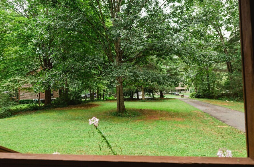 Front Yard - 59 Fawn Ct