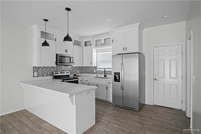 Building Photo - 20 Playa Dr