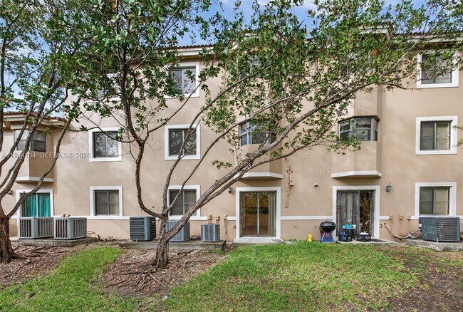 Building Photo - 22901 SW 88th Pl