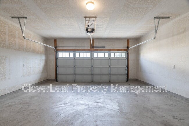 Building Photo - 272 Sapphire Dr