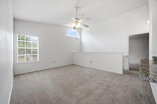 Building Photo - 1612 Columbia Arms Cir