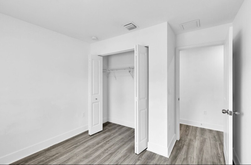 Building Photo - 1949 Quintero Ln