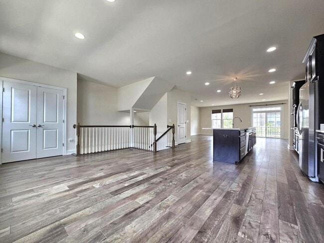 Building Photo - 8820 Englewood Farms Dr